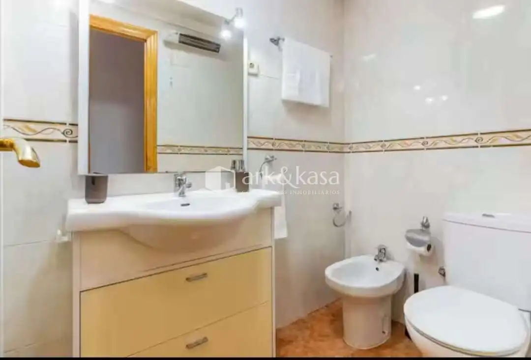 Baño de Casa o chalet de alquiler en Torrent con Jardín privado, Terraza y Trastero