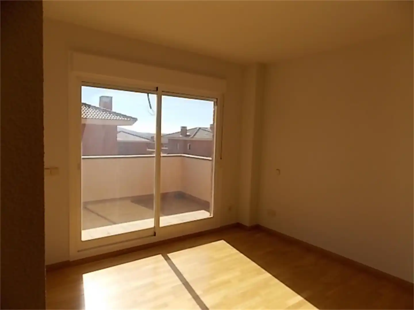 Houses for sale in Calle Pablo Neruda, 6, Miraflores de la Sierra