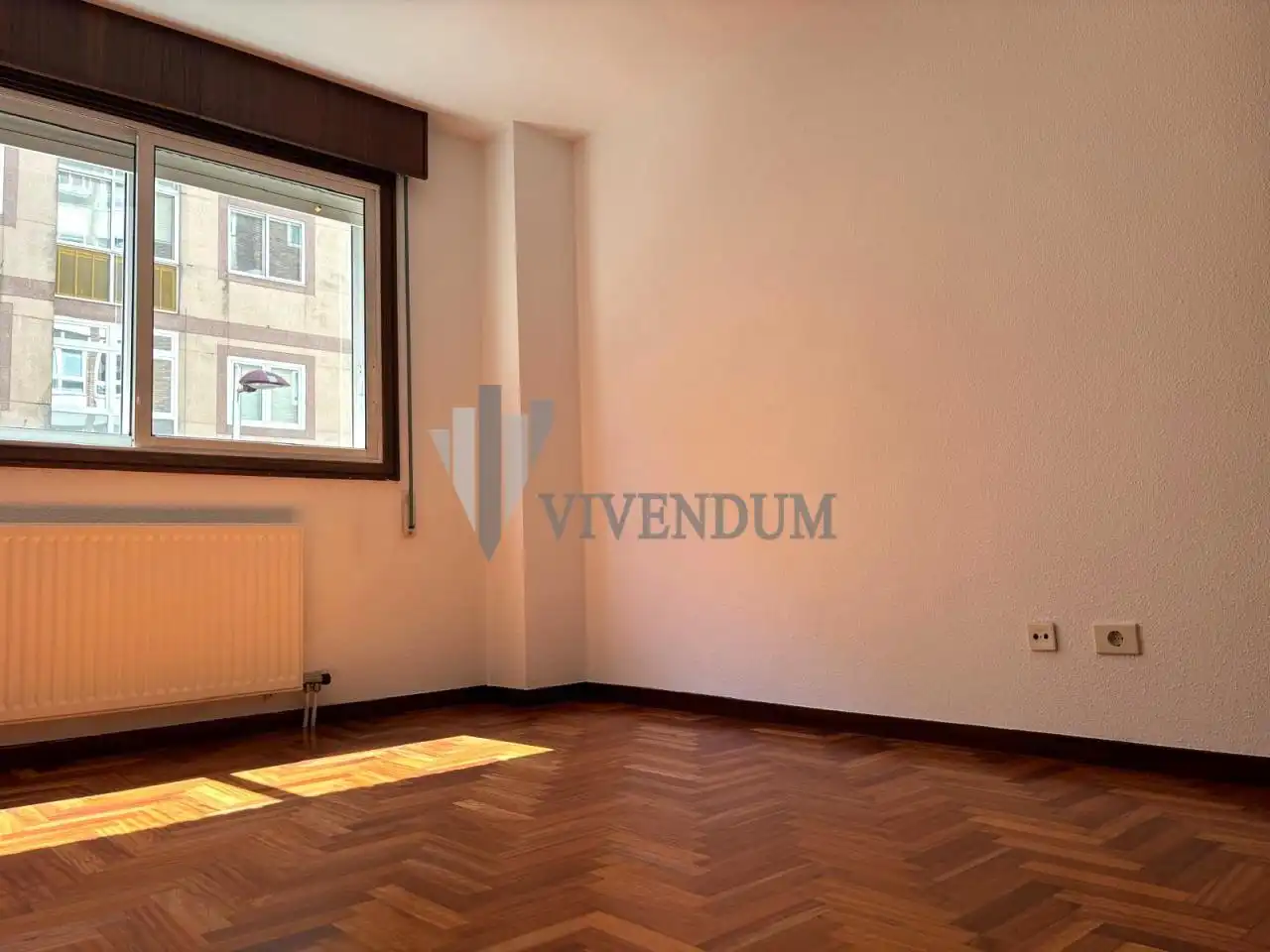 Habitación de Piso de alquiler en Vigo  con Calefacción, Parquet y Terraza