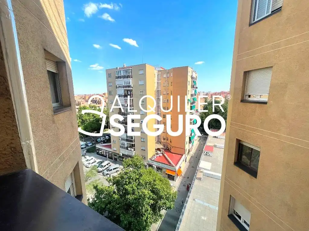 Vista exterior de Pis de lloguer en Madrid amb Aire condicionat, Calefacció i Terrassa