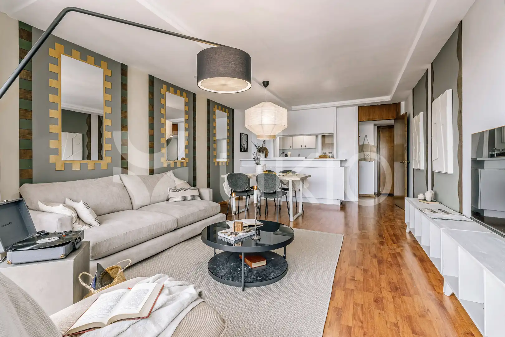 Living room of Flat for rent in Madrid  with Air Conditioner, Heating and Furnished