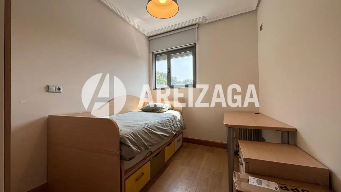 Schlafzimmer von Wohnung zur Miete in Donostia - San Sebastián  mit Klimaanlage und Heizung