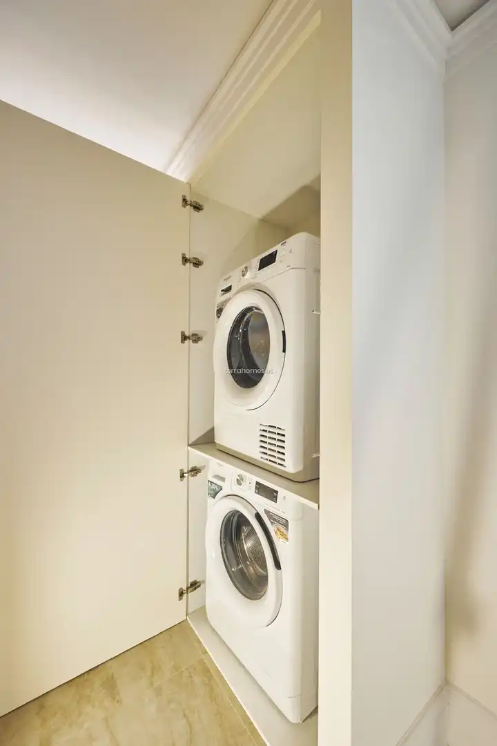 Dormitori de Apartament en venda en Madrid amb Aire condicionat