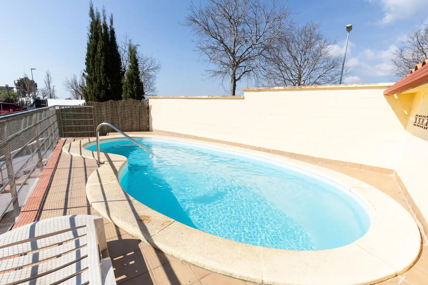 Casa amb piscina en venda a Santa Susanna