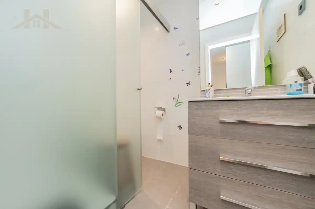 Bany de Loft en venda en San Sebastián de los Reyes amb Aire condicionat i Terrassa