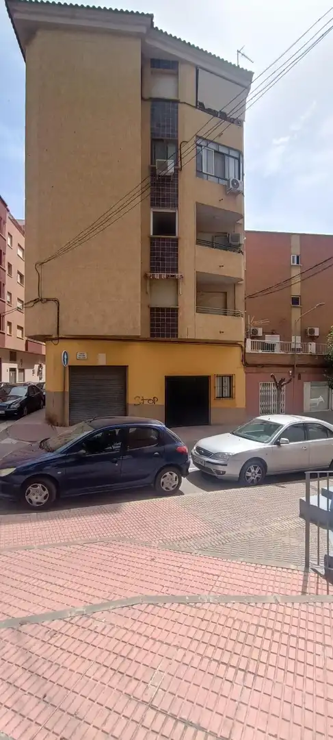 Vista exterior de Piso en venta en Mula con Terraza y Balcón