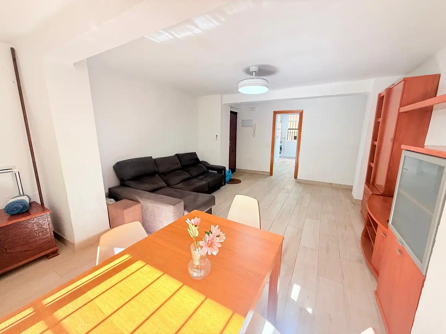 Wohnzimmer von Wohnung zur Miete in Málaga mit Möbliert, Ofen und Waschmaschine