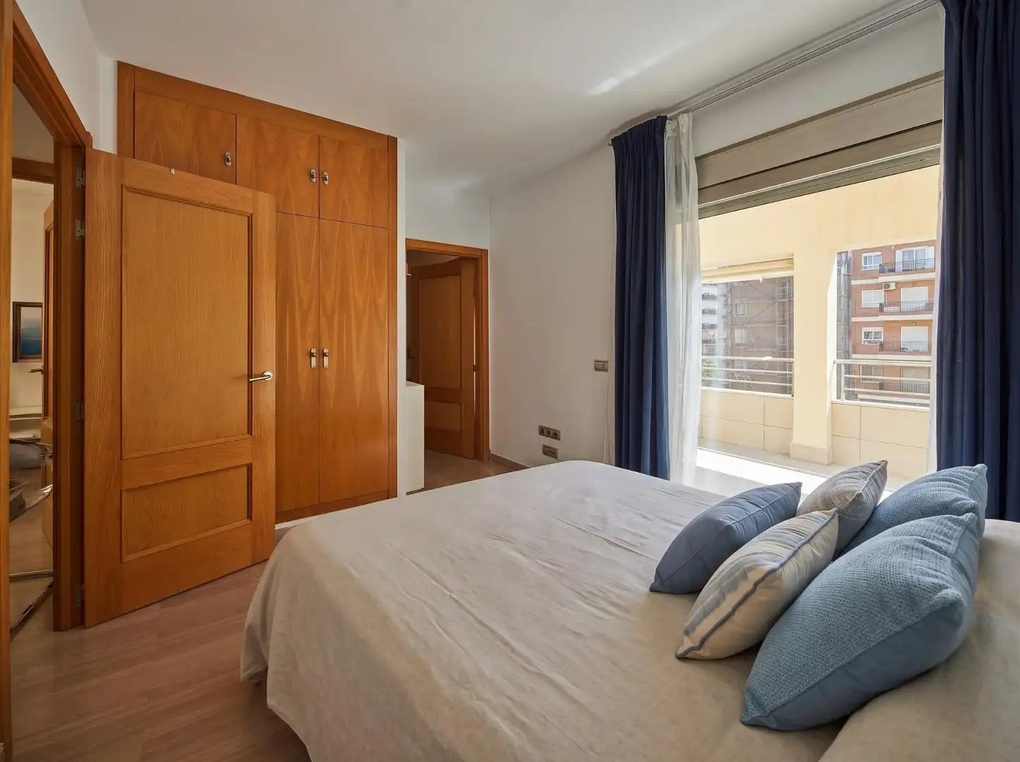 Dormitori de Àtic en venda en Cádiz amb Aire condicionat, Terrassa i Traster