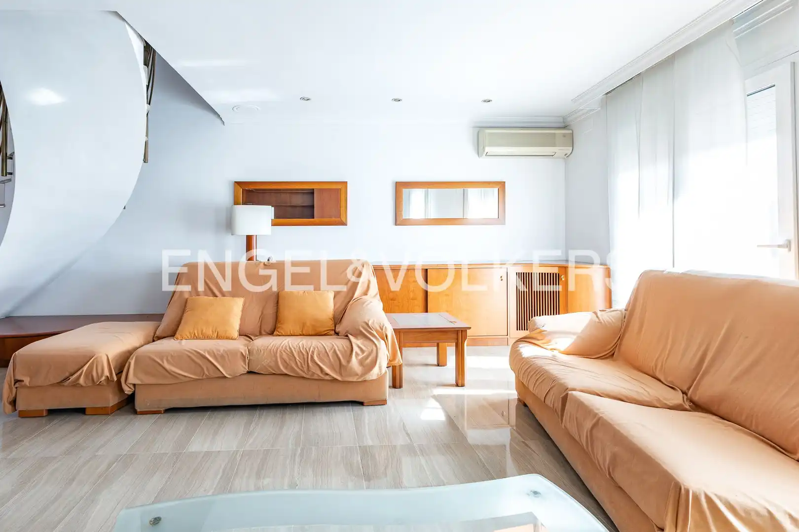 Sala de estar de Piso en venta en Barcelona con Aire acondicionado, Calefacción y Terraza
