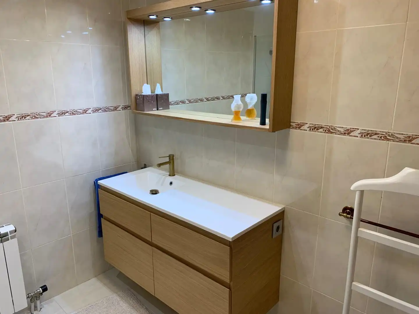Baño de Dúplex en venta en Roses con Terraza, Piscina y Horno