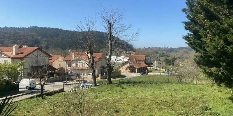 Casa o xalet en venda en Entrambasaguas amb Jardí privat, Terrassa i Traster