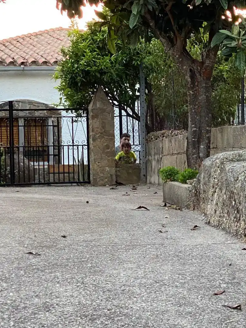 Vista exterior de Casa o xalet en venda en Valencia de Alcántara amb Aire condicionat i Balcó