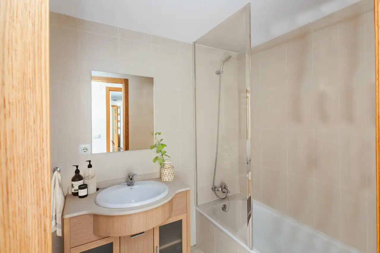Bathroom of Flat for rent in Castellón de la Plana / Castelló de la Plana  with Air Conditioner, Storage room and Pets allowed
