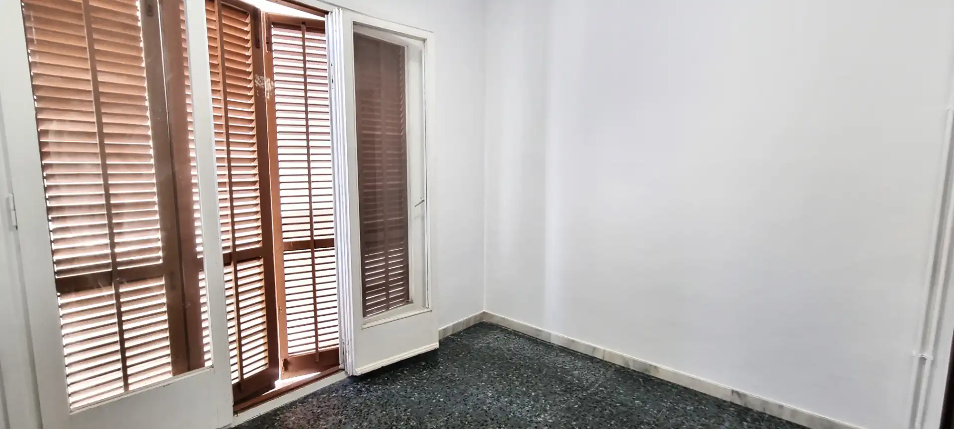 Wohnung zum Verkauf in Badalona mit Heizung und Balkon