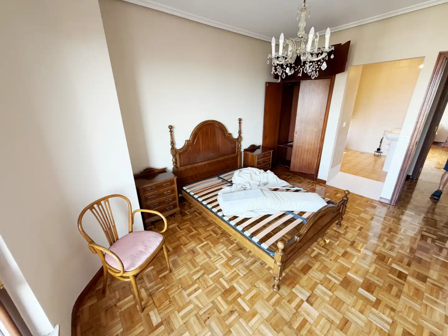Bedroom of Flat for rent in Avilés  with Heating