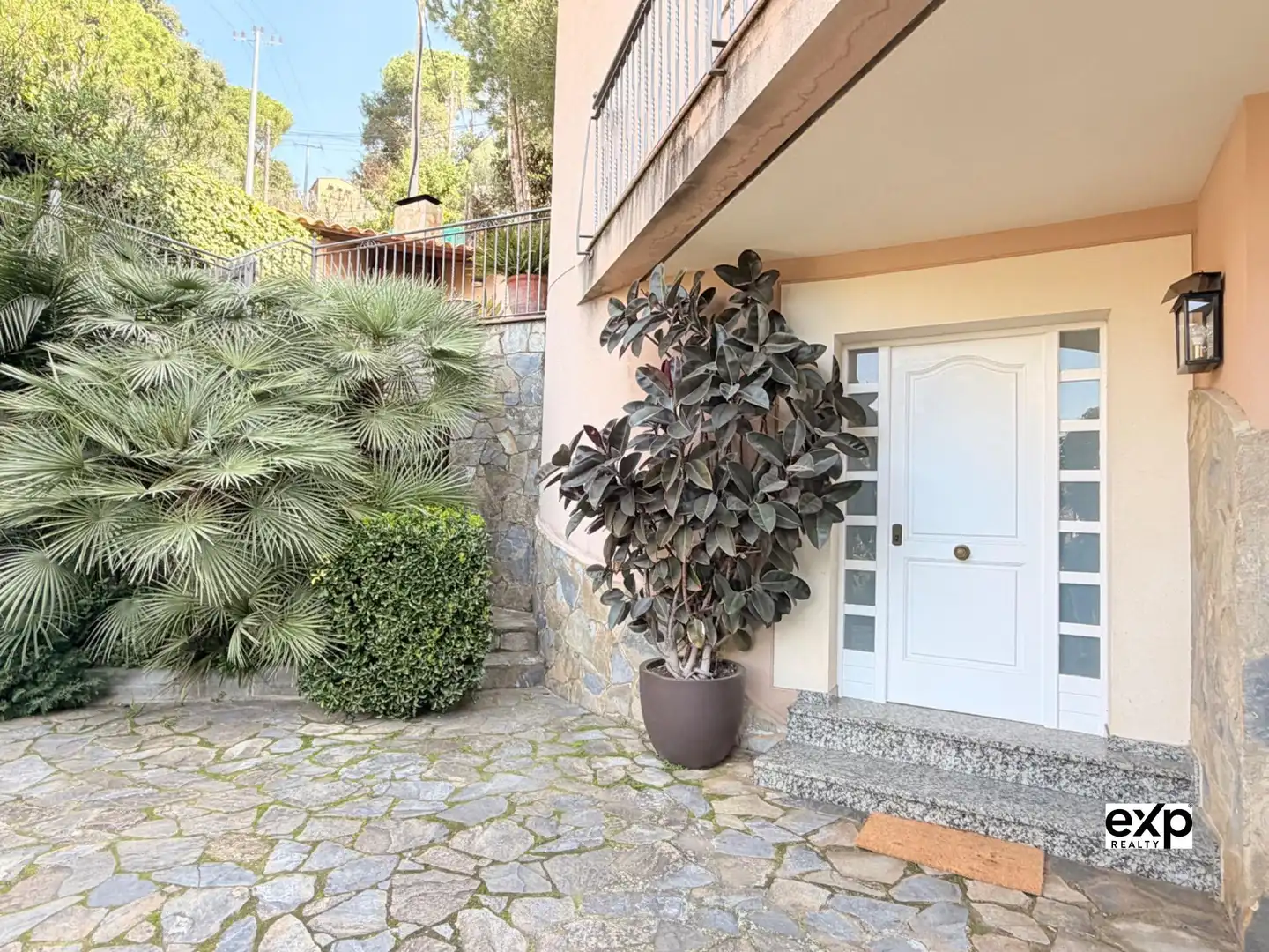 Vista exterior de Casa o chalet en venta en Mataró con Calefacción, Jardín privado y Terraza