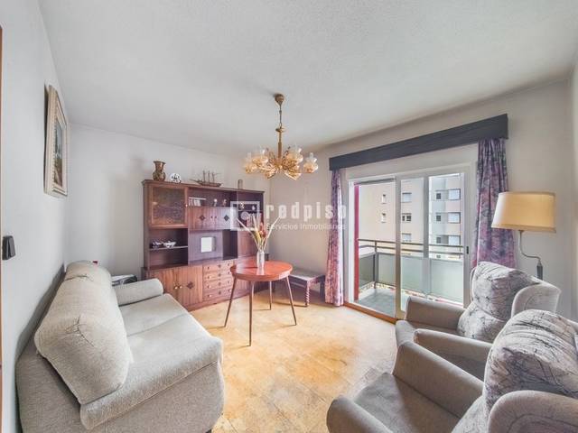 Piso en Venta en Valderas - Los Castillos