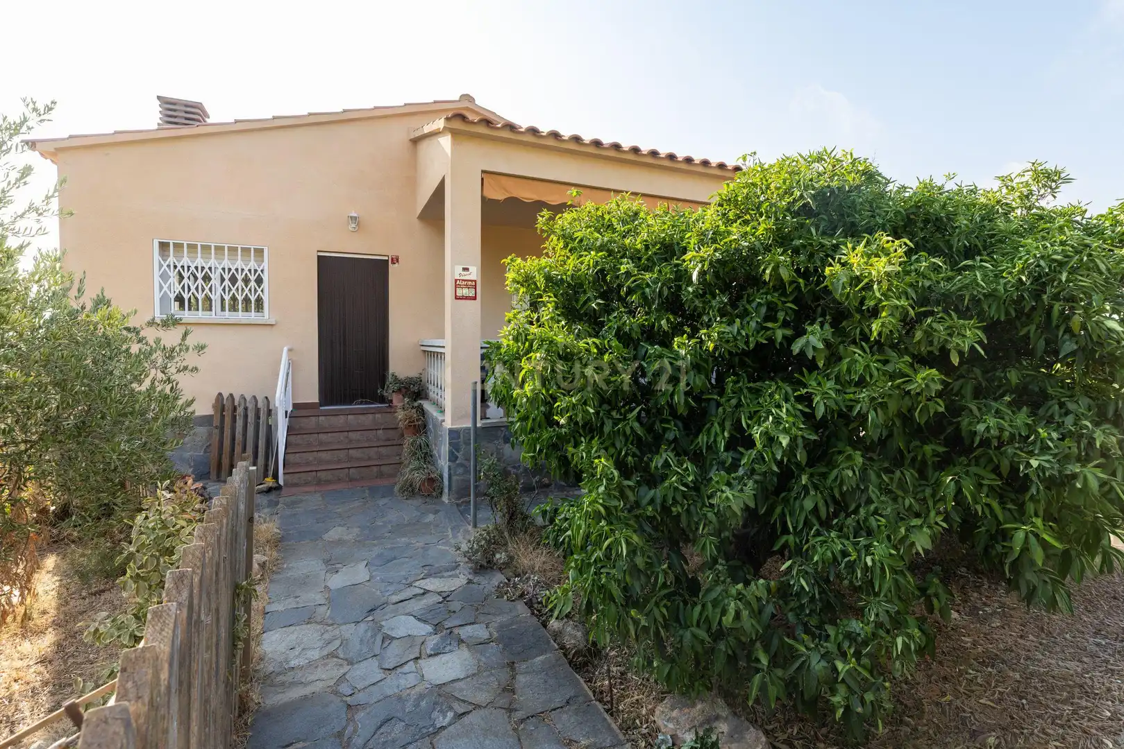 Exterior view of Houses for sale in El Montmell  with Air Conditioner and Private garden