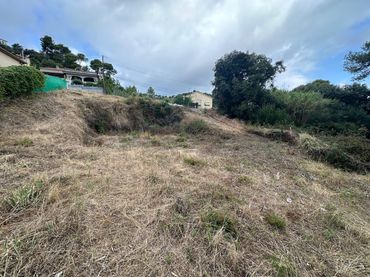 Terreny residencial en venda a de les Flors