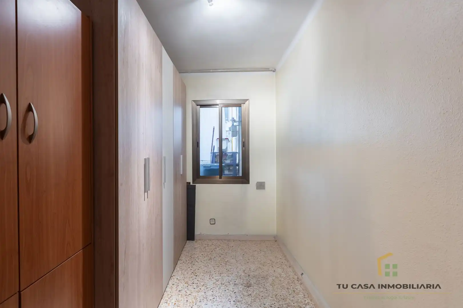 Wohnung zum Verkauf in Badalona mit Klimaanlage, Heizung und Möbliert