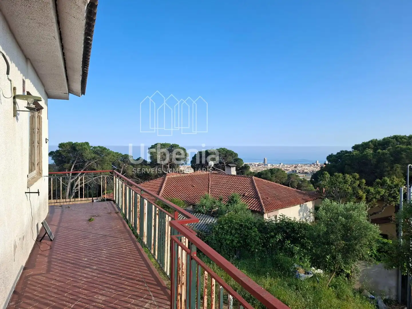 Vista exterior de Casa o chalet en venta en Mataró con Calefacción, Terraza y Trastero