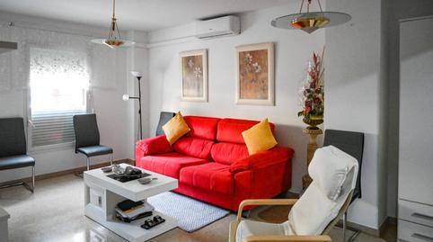 Foto 2 de Piso de alquiler en  Vicente Andres Estelles, San Ramón - Monte de Piedad, Xirivella