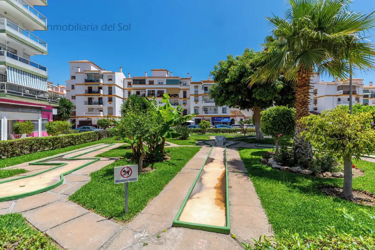 Vista exterior de Piso en venta en Vélez-Málaga con Aire acondicionado, Terraza y Amueblado