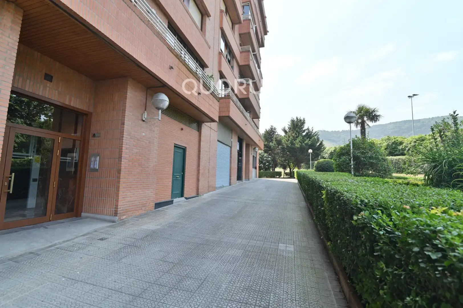 Parking de Piso en venta en Bilbao  con Calefacción, Terraza y Amueblado