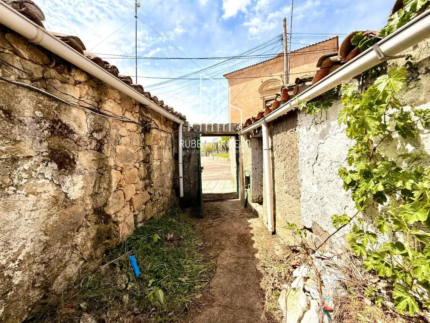 Houses for sale in Zarapicos  with Terrace