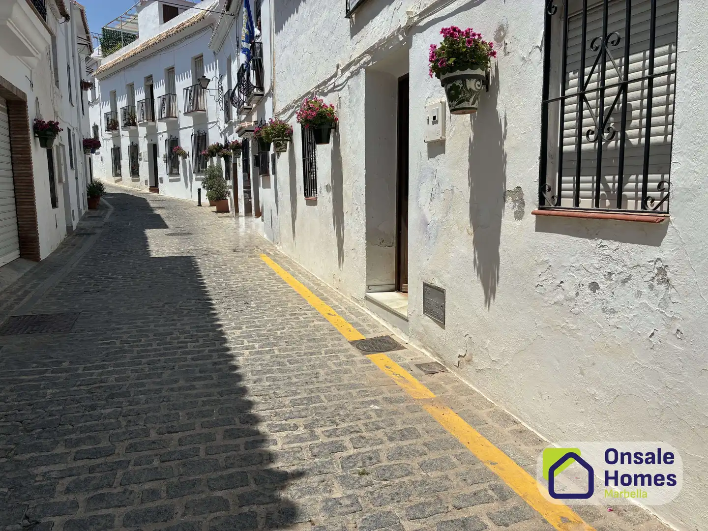 Exterior view of Detached homes for sale in Mijas  with Private garden