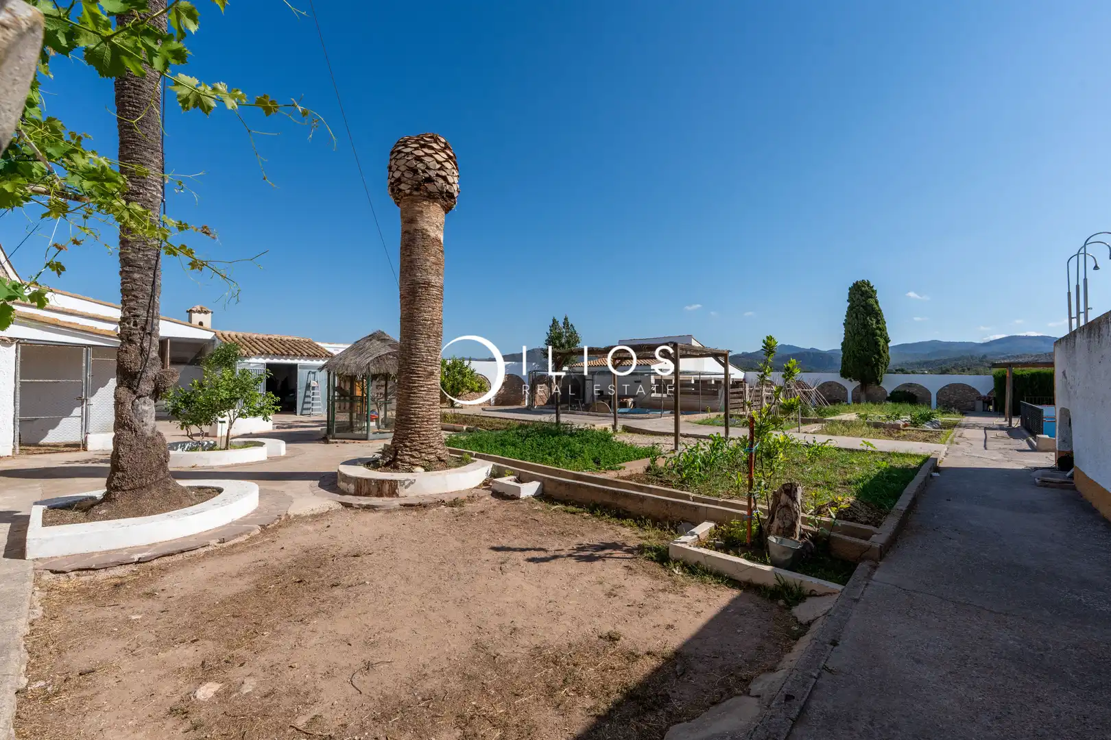 Edificio en venta en Olocau con Piscina comunitaria