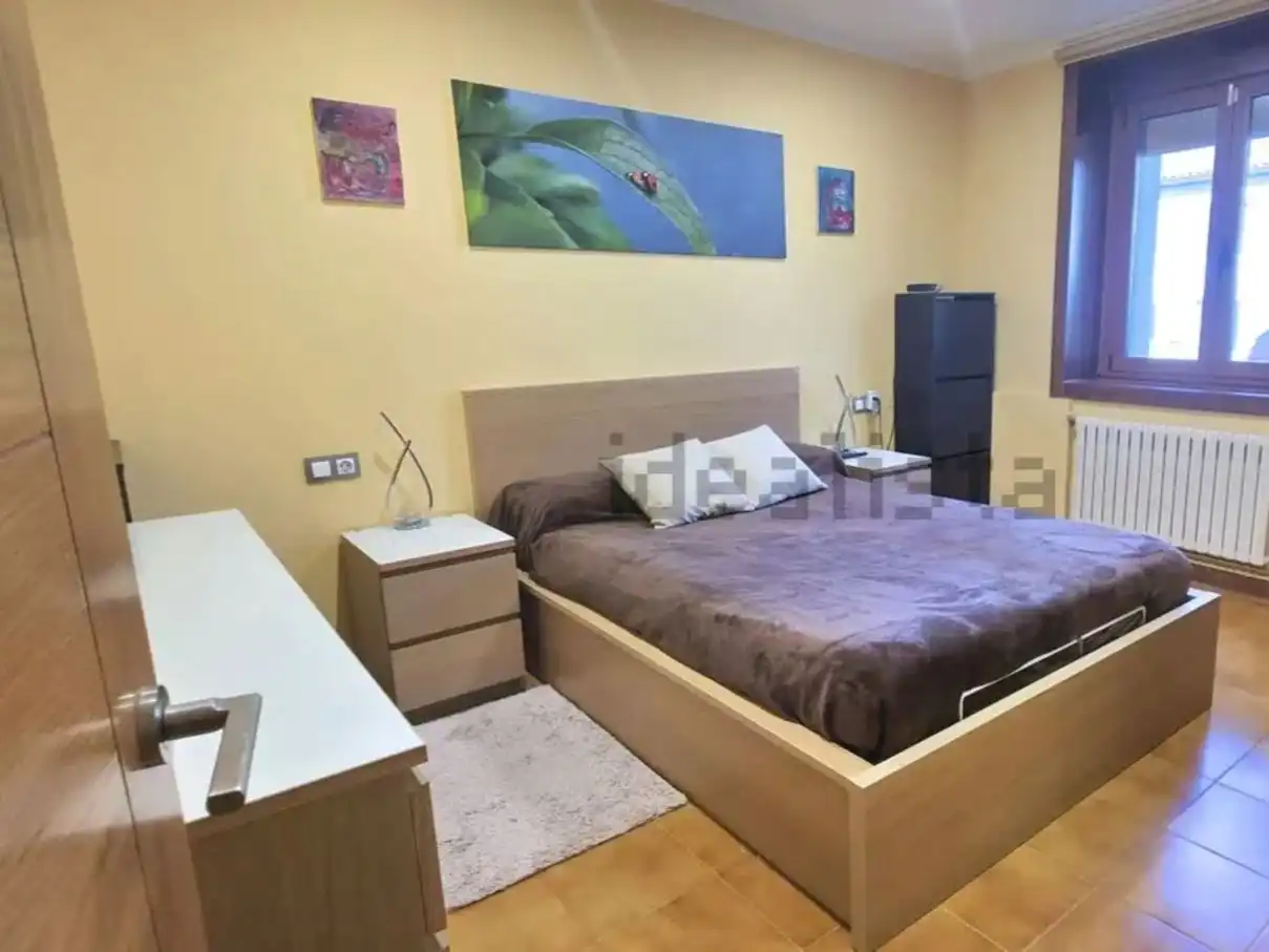 Dormitori de Casa o xalet en venda en Neda, A Coruña