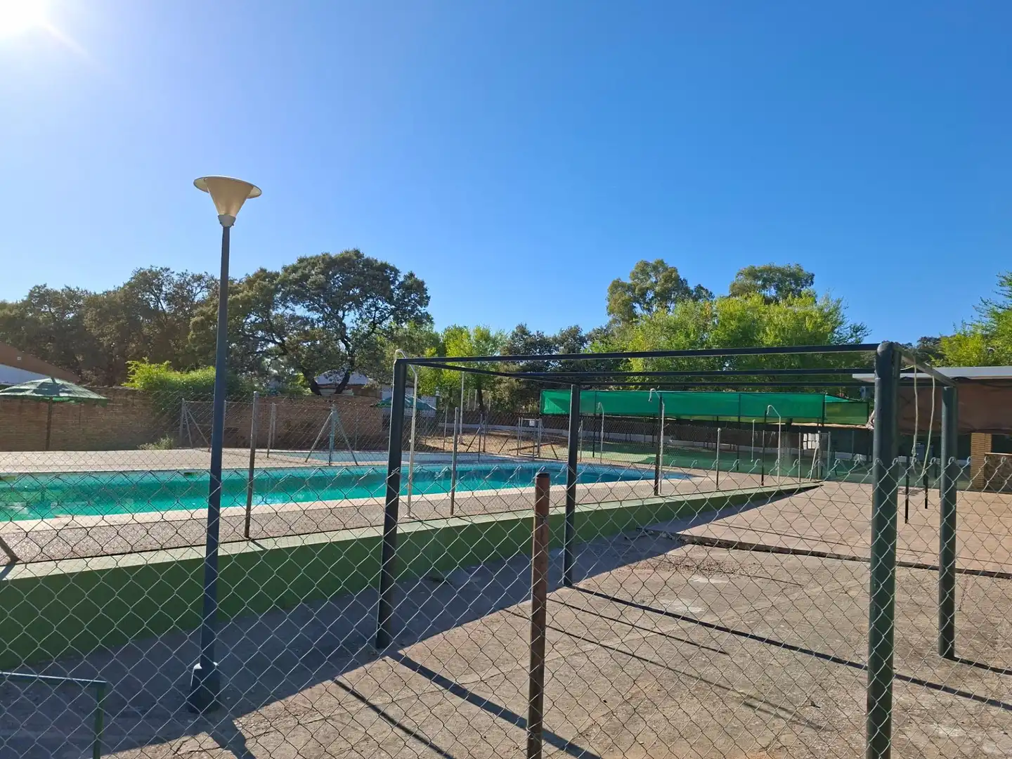 Piscina de Casa o chalet en venta en Guillena con Aire acondicionado, Jardín privado y Terraza