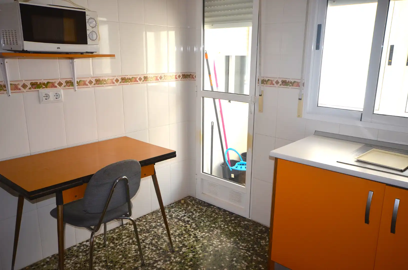 Kitchen of Flat for rent in Murcia  with Furnished, Oven and Washing machine
