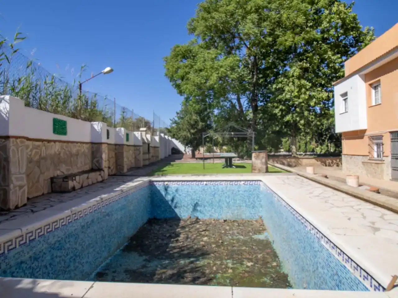 Piscina de Pis en venda en Baeza amb Aire condicionat, Jardí privat i Traster