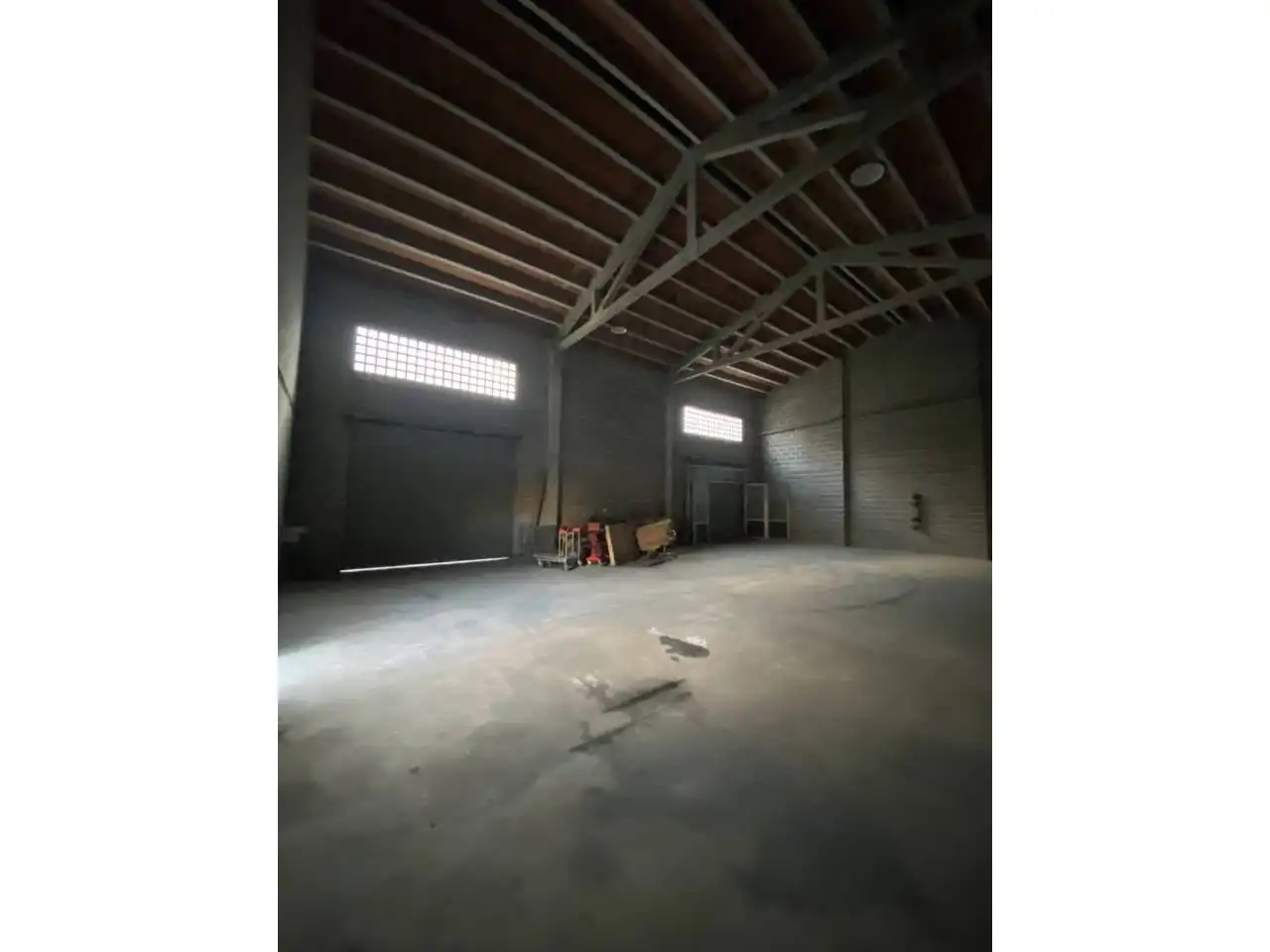 Nave industrial en venta en Sarrià de Ter