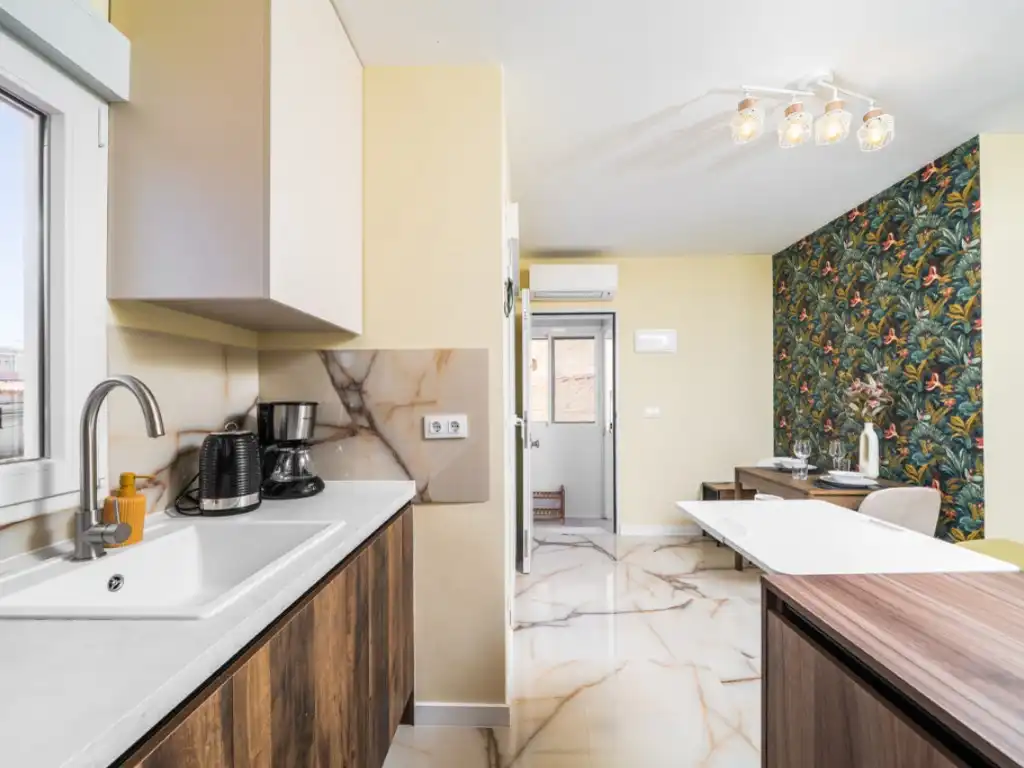 Cuina de Apartament en venda en Torrevieja amb Aire condicionat i Piscina