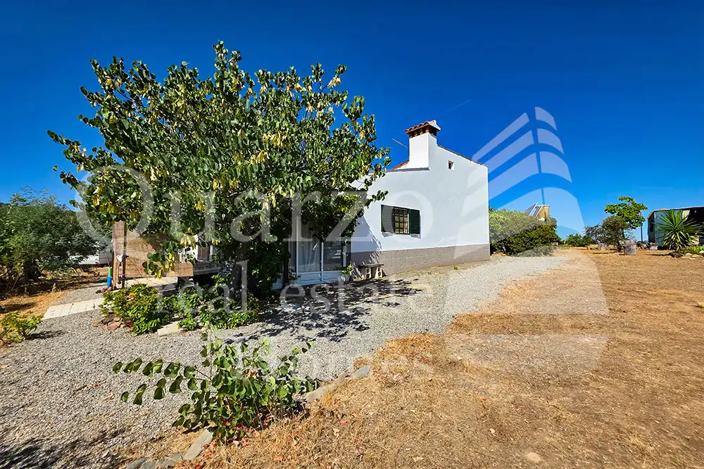 Vista exterior de Finca rústica en venta en Cáceres con Calefacción, Jardín privado y Trastero