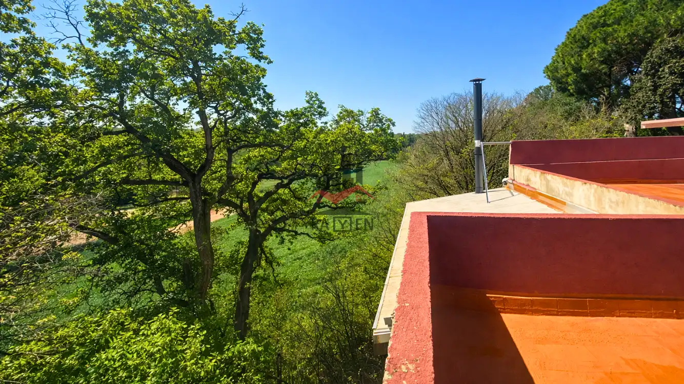 Casa adosada en venta en d'Olot, Vilafant