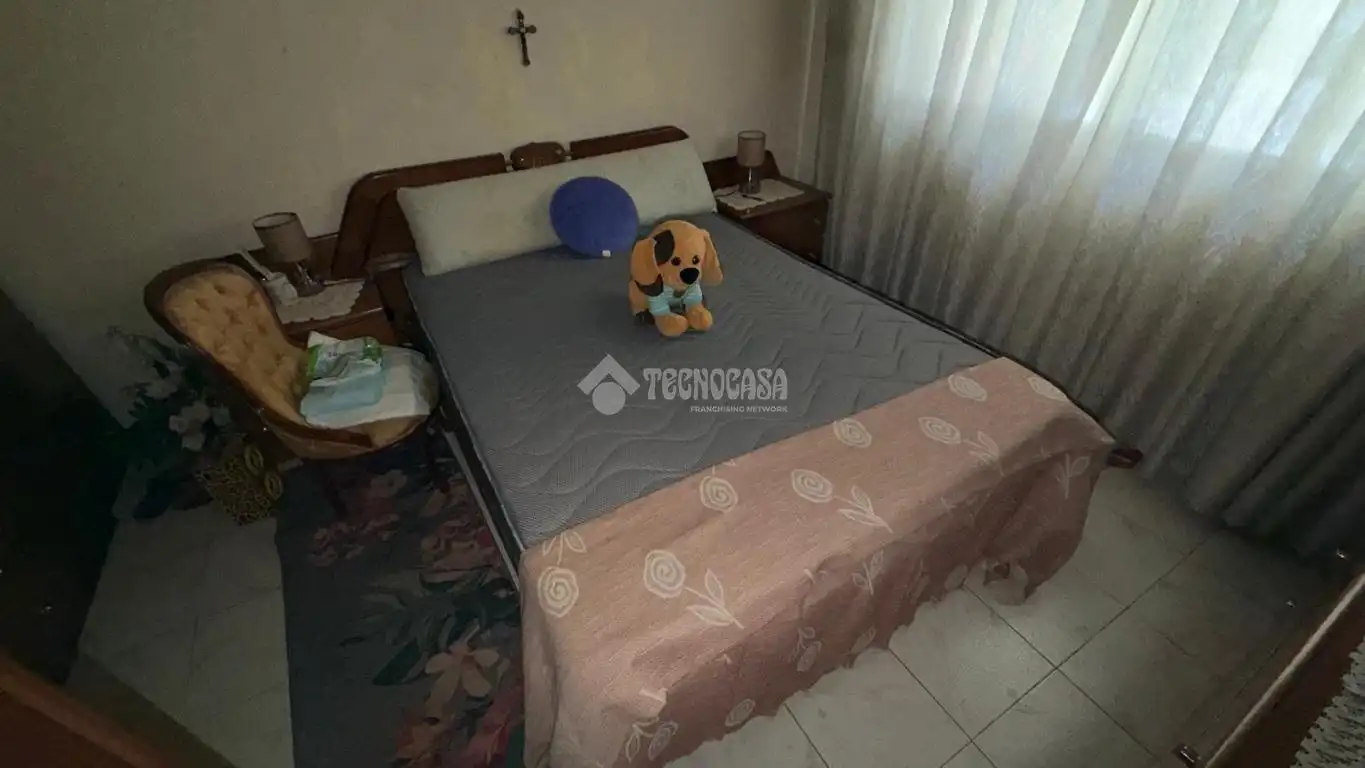 Schlafzimmer von Wohnung zum Verkauf in Madrid mit Klimaanlage und Balkon