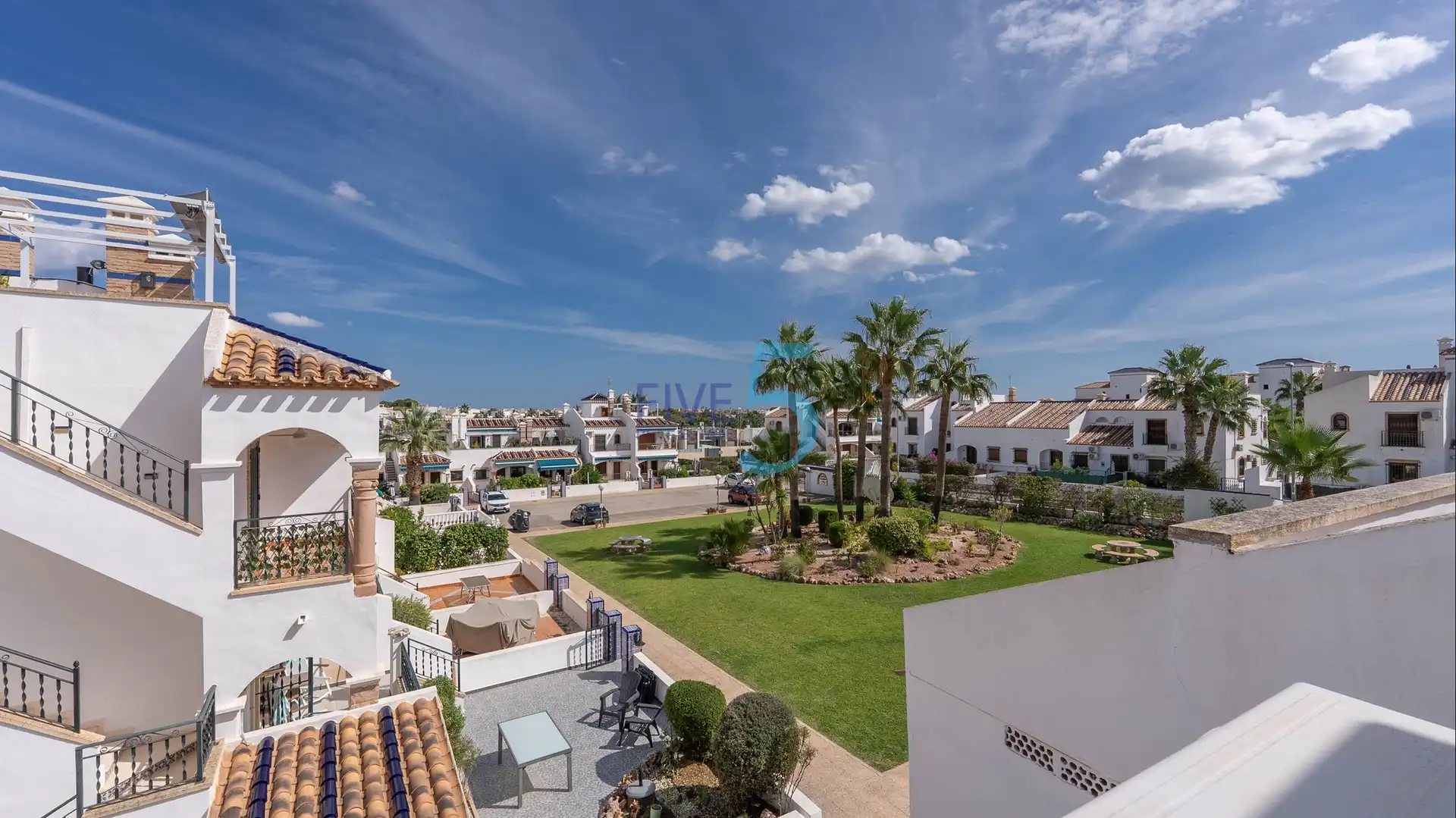 Adossat amb terrassa en venda a Orihuela Costa