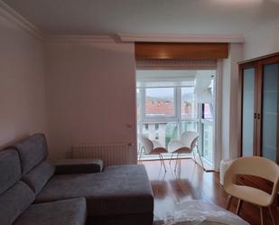 Living room of Flat to rent in Santiago de Compostela   with Heating, Storage room and Furnished