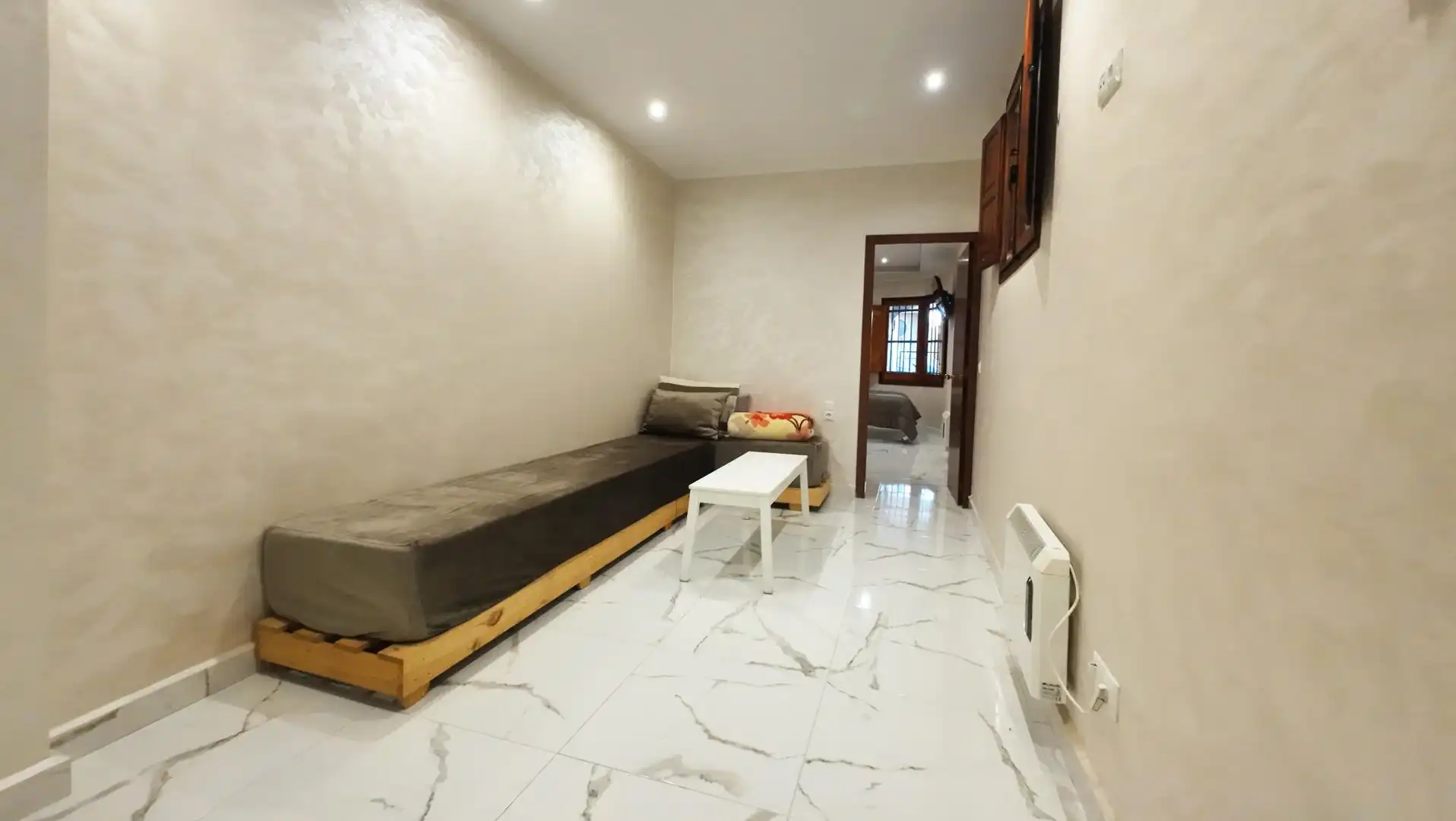Flat for sale in Figueres  with Heating