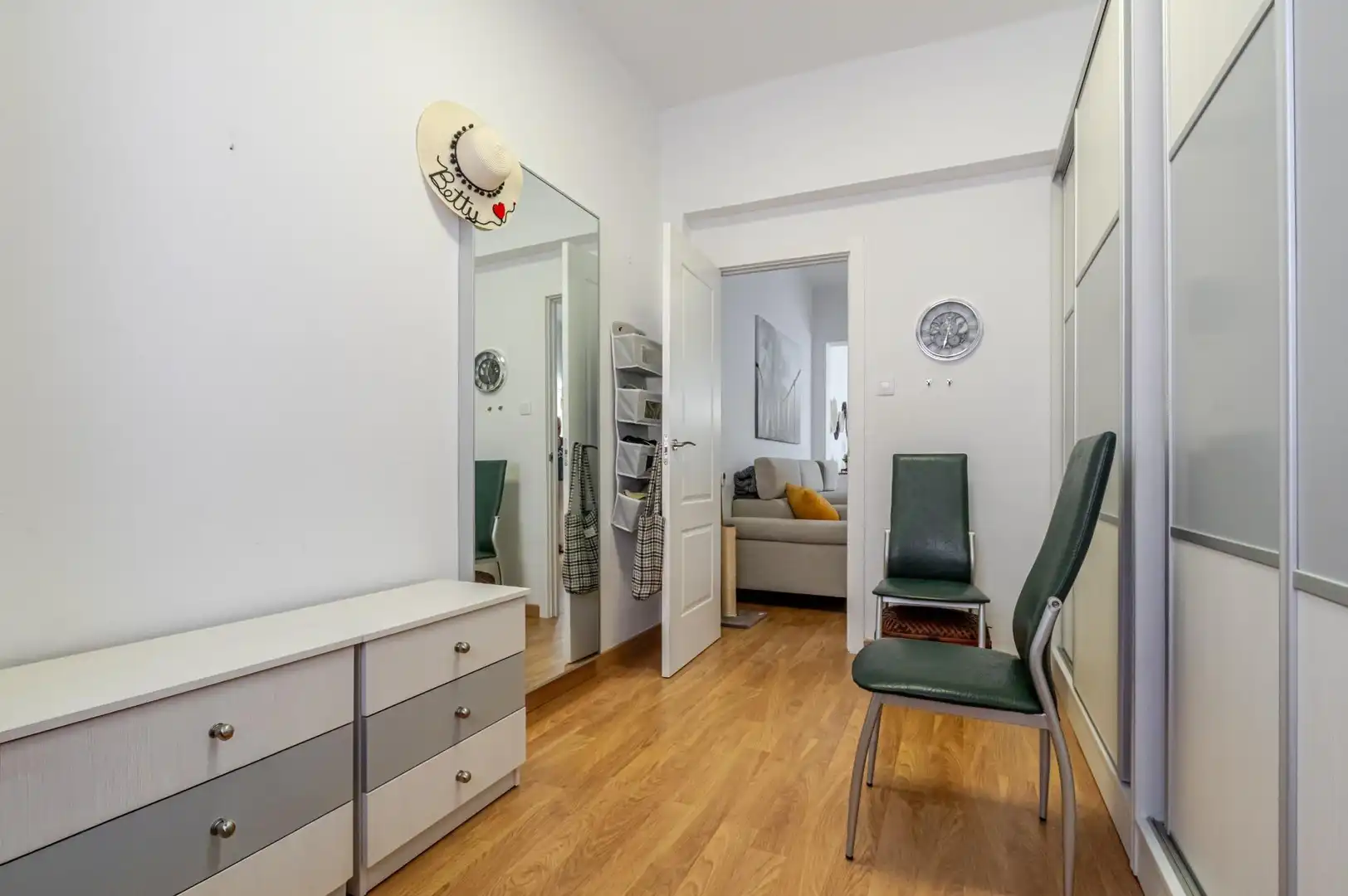 Wohnung zum Verkauf in Las Palmas de Gran Canaria mit Parkett, Abstellraum und Möbliert