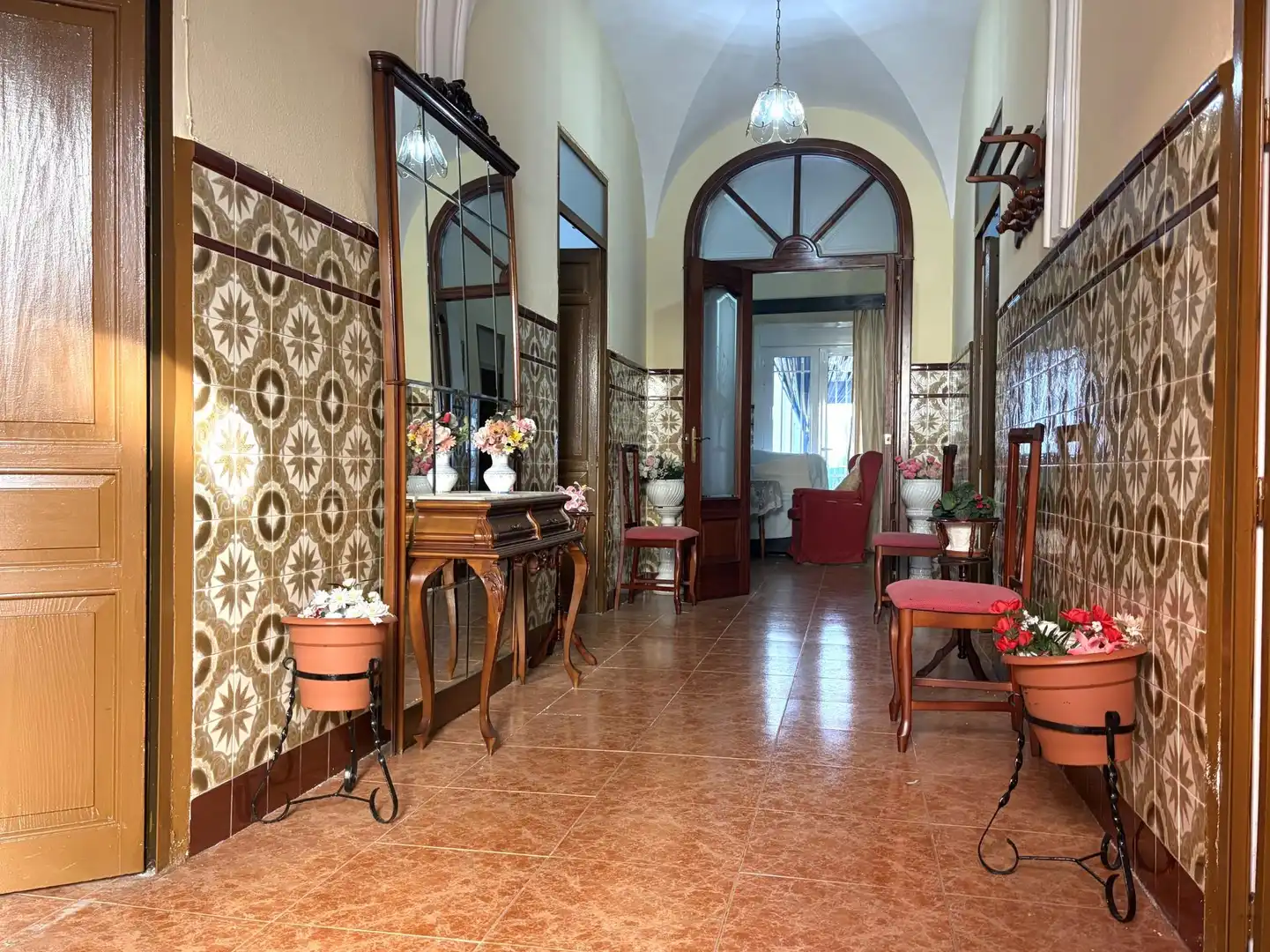 House for sale in Calle DON LLORENTE
