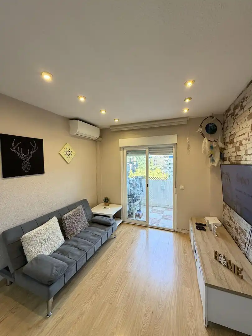 Living room of Flat for sale in Torrejón de Ardoz  with Air Conditioner, Heating and Terrace
