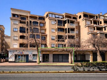 Gewerbefläche zum Verkauf in Calle Orihuela