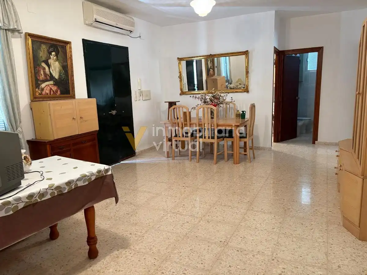 Casa o chalet en venta en Lucena con Aire acondicionado, Piscina y Amueblado