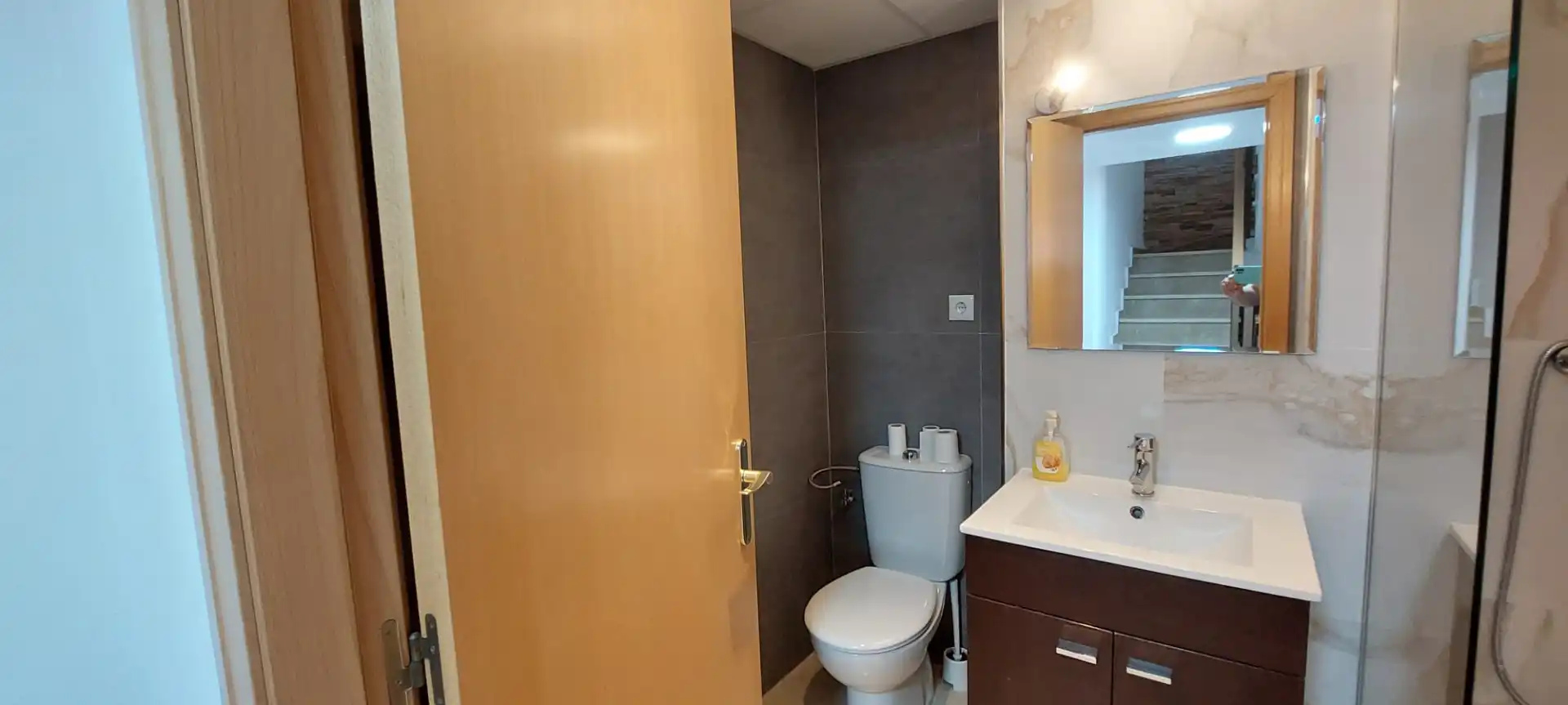 Baño de Dúplex de alquiler en Murcia con Aire acondicionado, Jardín privado y Terraza