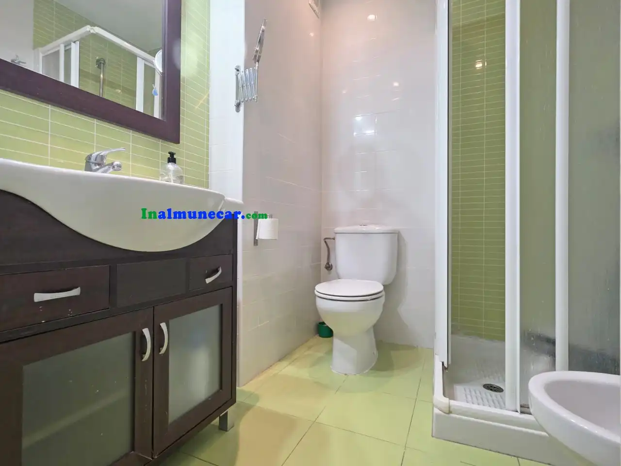 Bathroom of Flat for sale in Almuñécar  with Furnished